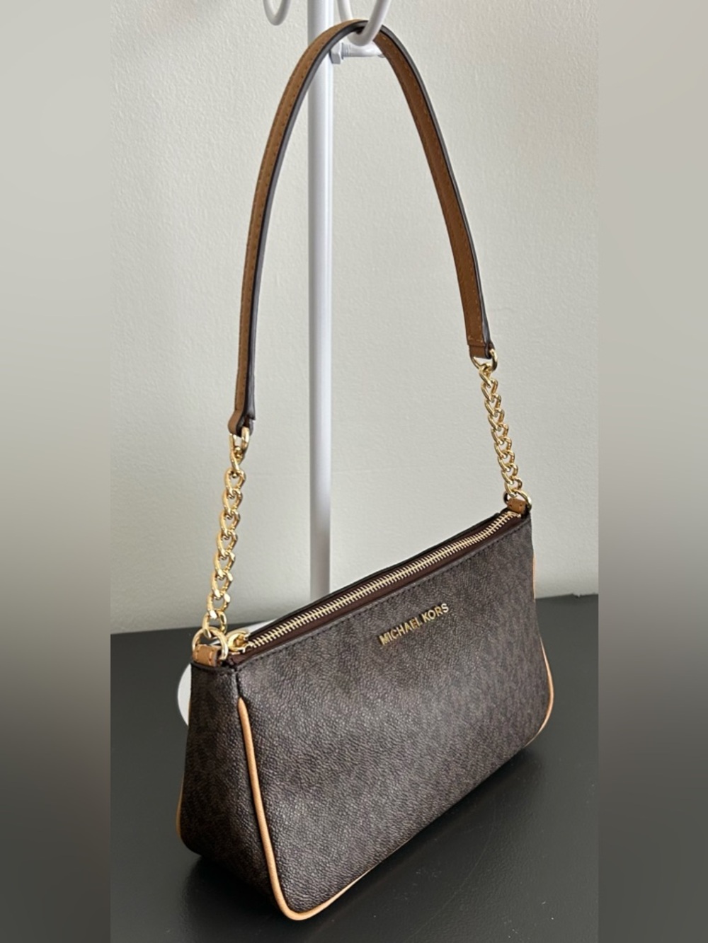 Michael Kors Brown Signature Logo Shoulder Bag Gold Chain Small Baguette - Picture 5 of 10